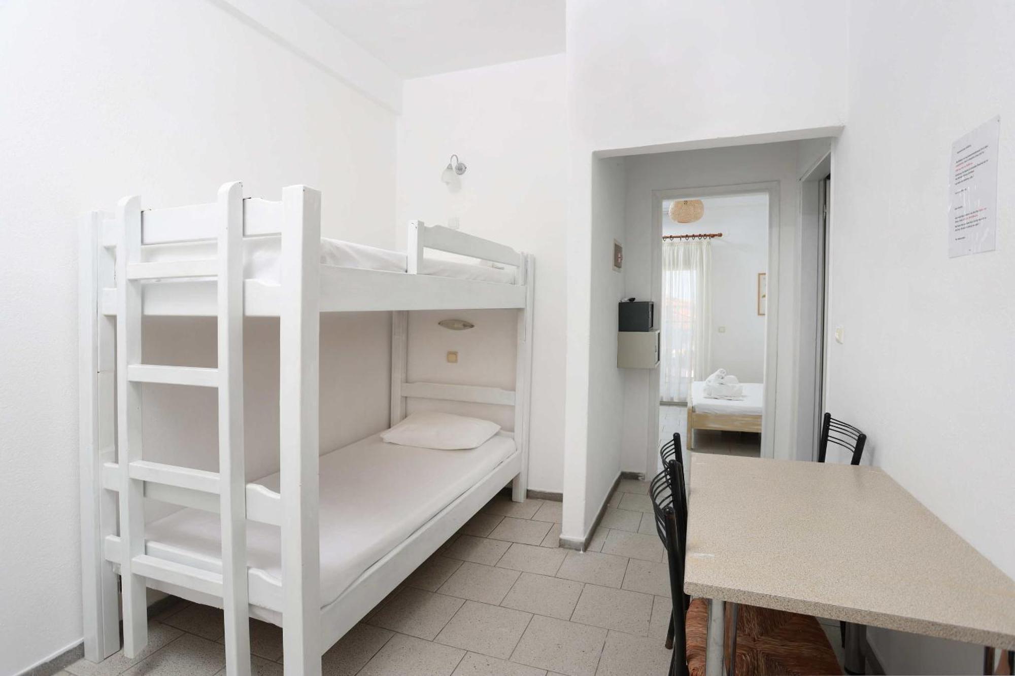 Spanos Apartments Anna'S Lodge Polychrono Esterno foto