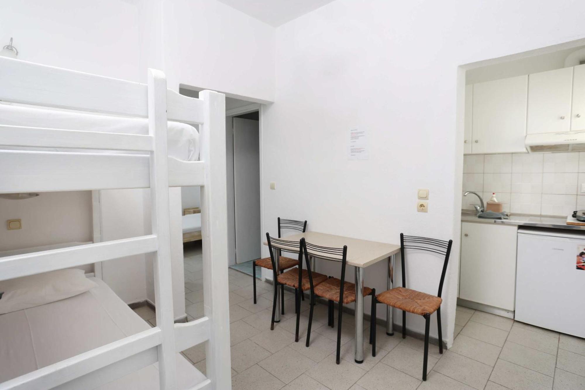 Spanos Apartments Anna'S Lodge Polychrono Esterno foto